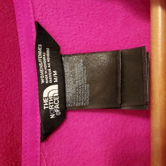 The North Face Pullover - Picture 3 of 3